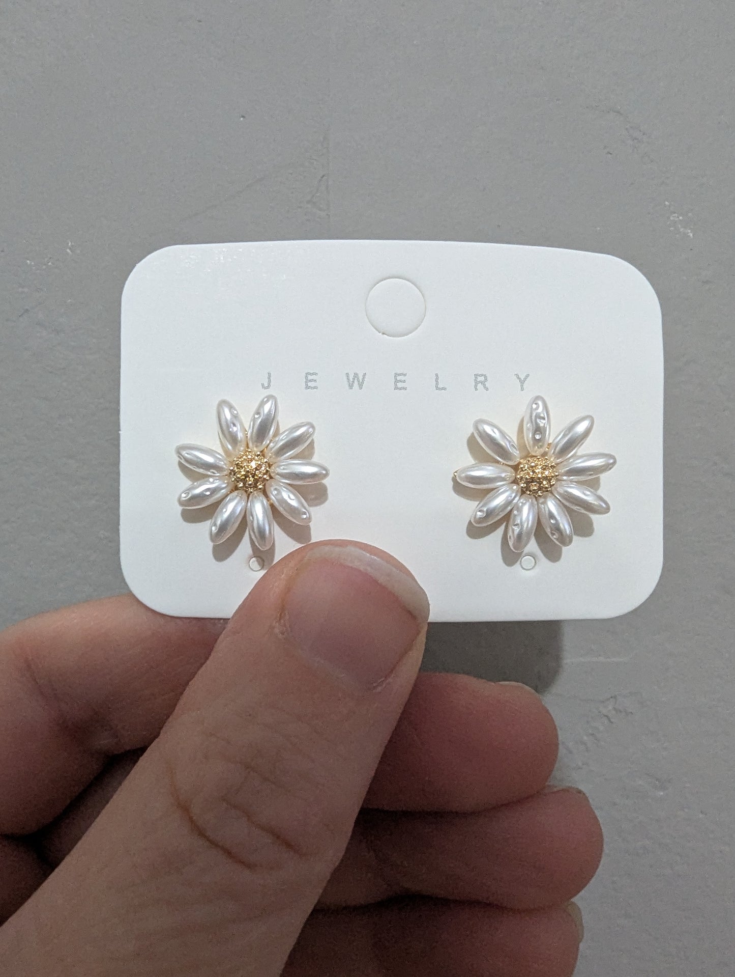 Daisy Stud Earrings