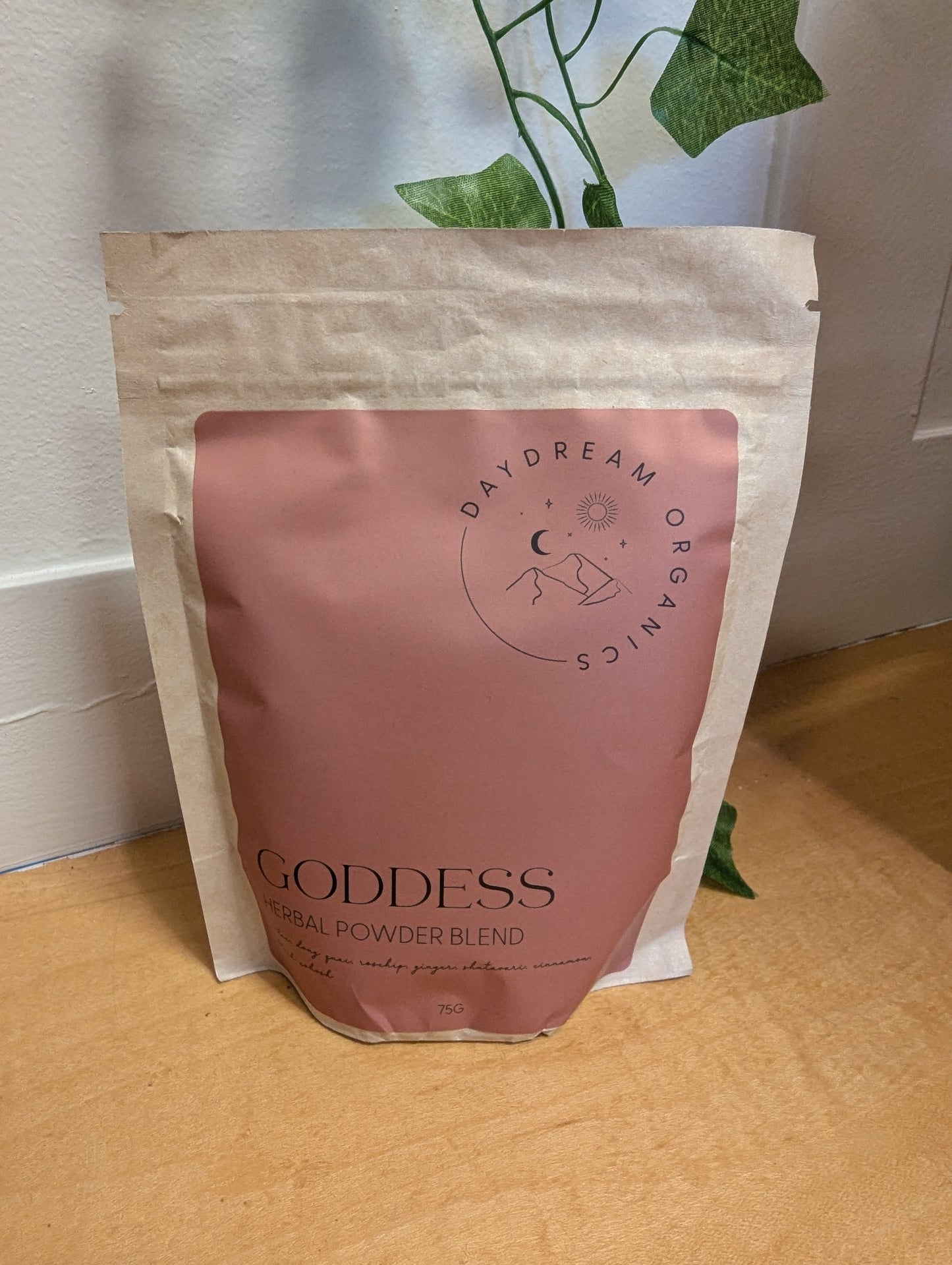 Daydream Organics Goddess Herbal Powder Blend