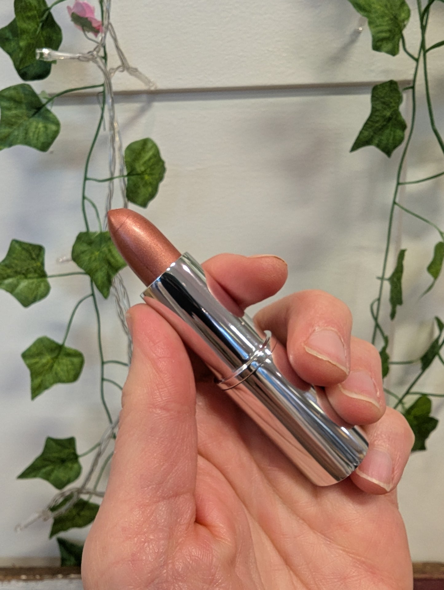 Pure Anada Lipstick