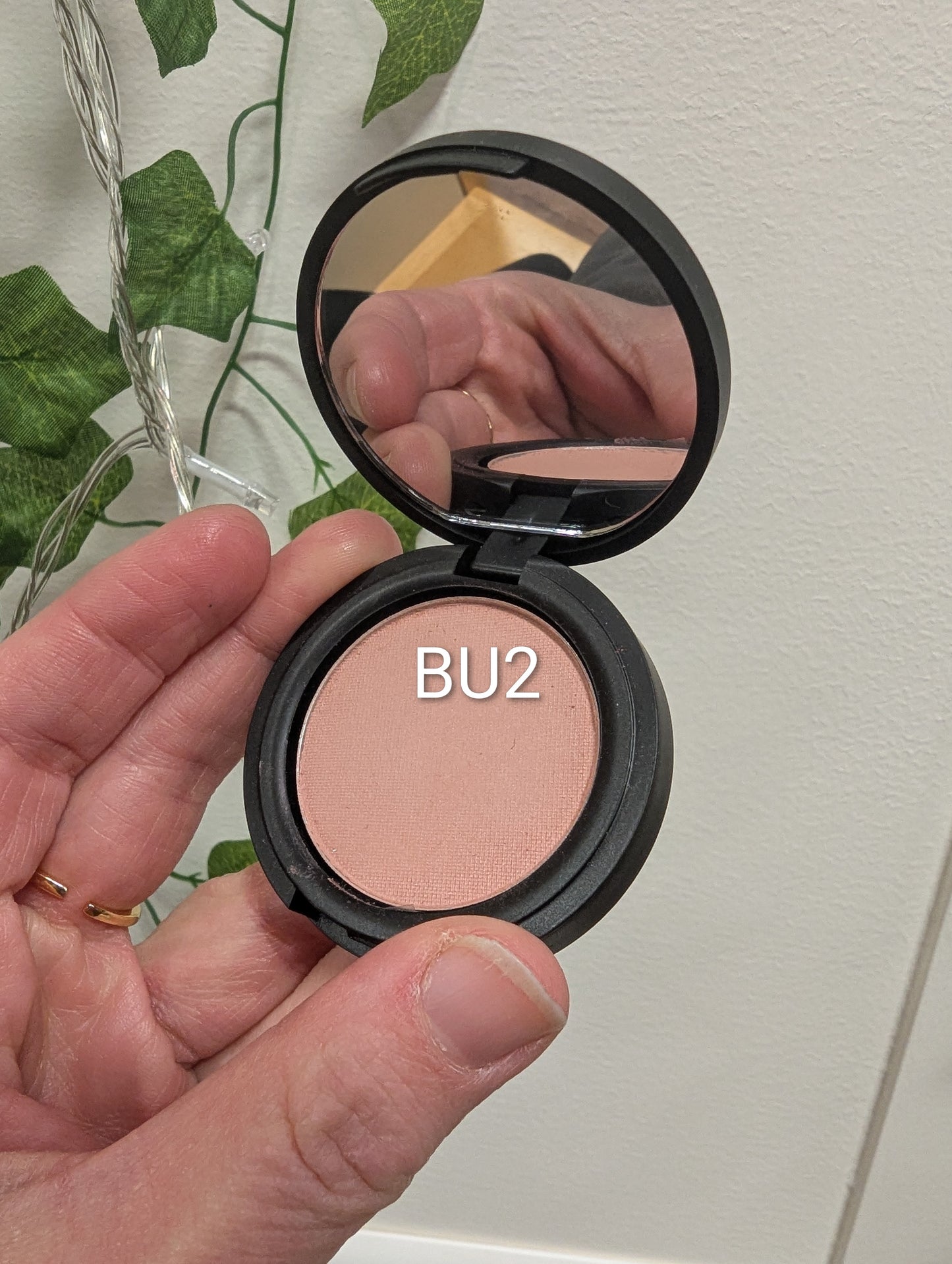 Unika Blush Compact